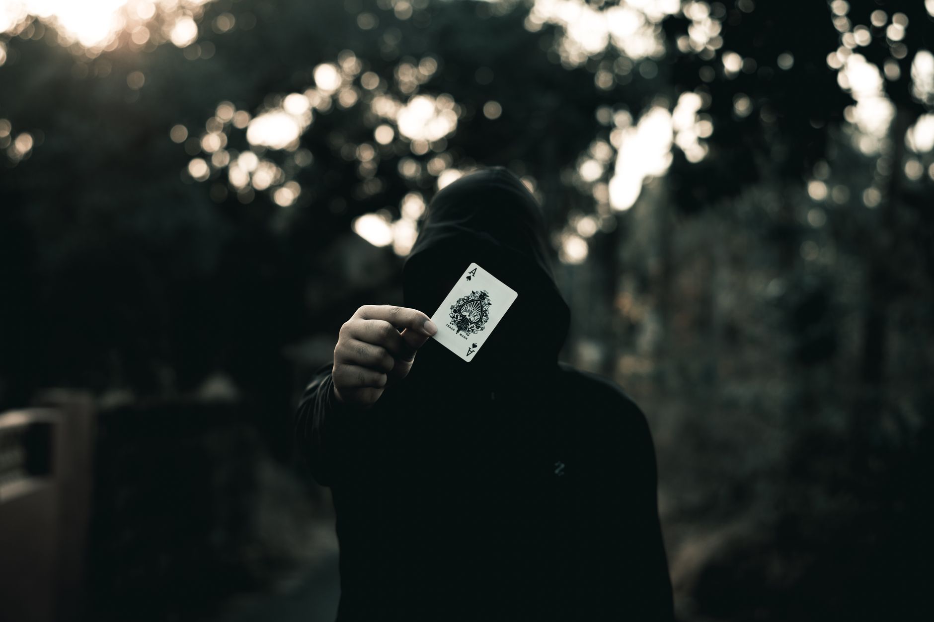 德州牛仔牌局解说怎么看？三个读牌思路让你看懂高手操作（实战示例）